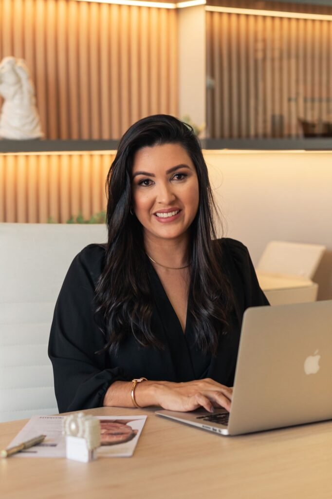 Nutróloga e Dermatologista | Dra. Leires Ferreira